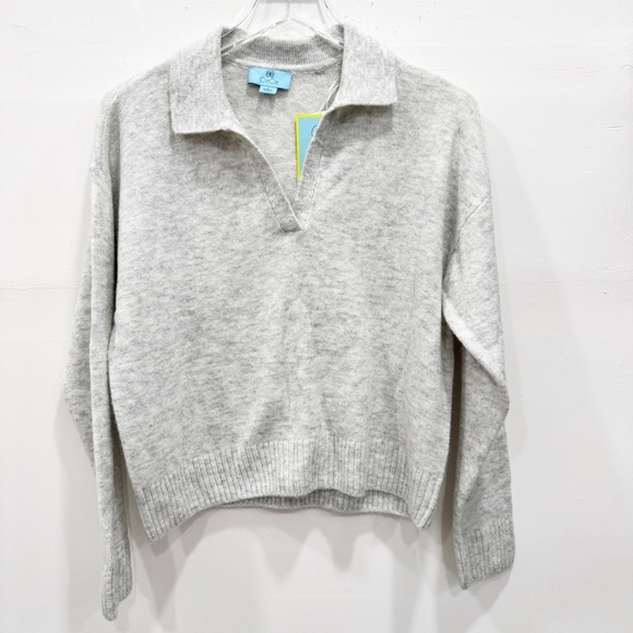 Cece V-Neck Light Grey Knit Polo Sweater Small - Picture 1 of 4